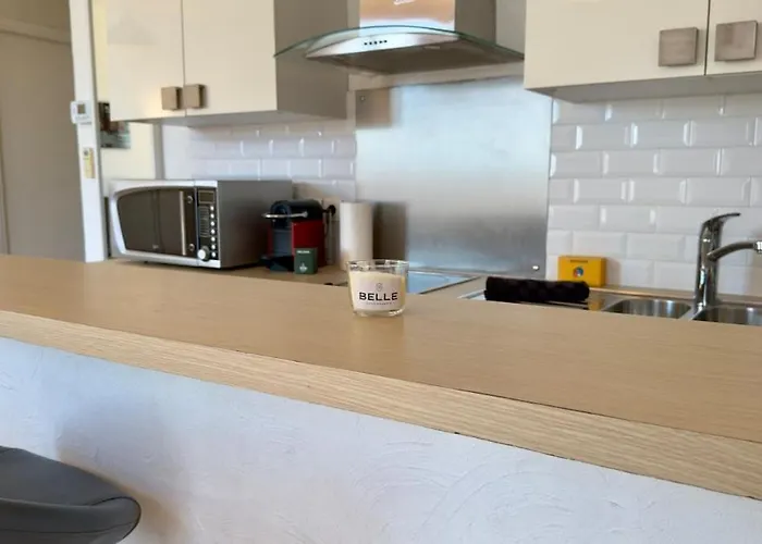 Scene & Palmiers - Cannes